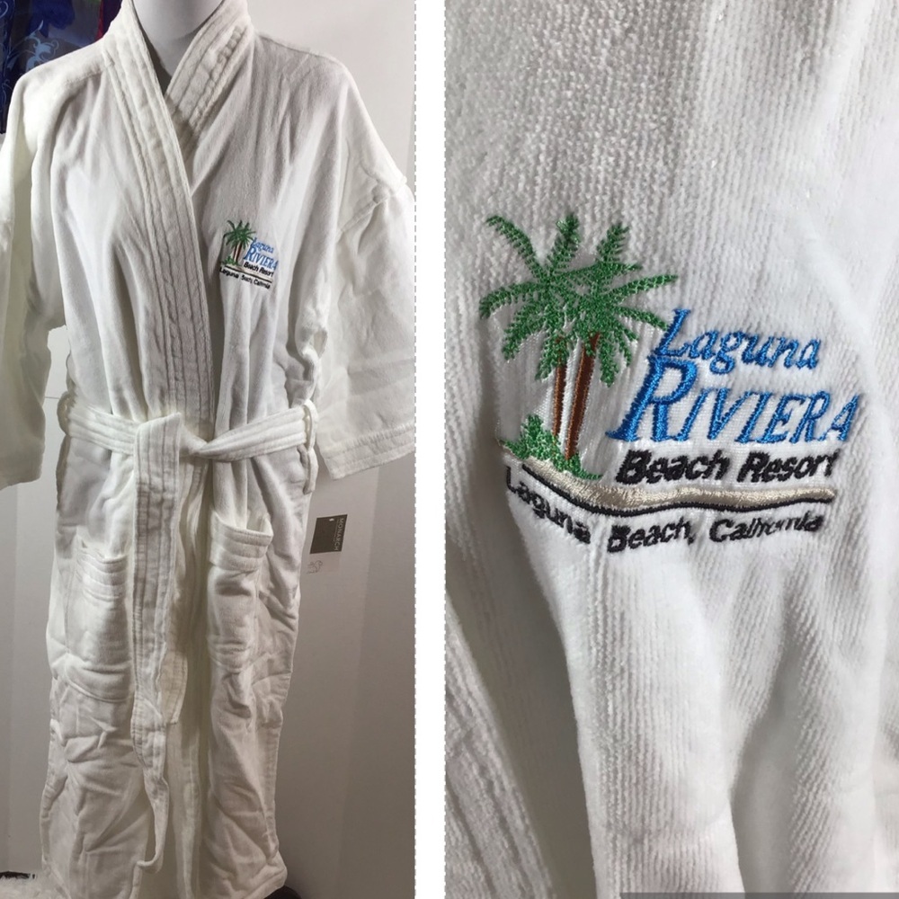 Laguna Riviera Resort logo plush spa robe OS NWT